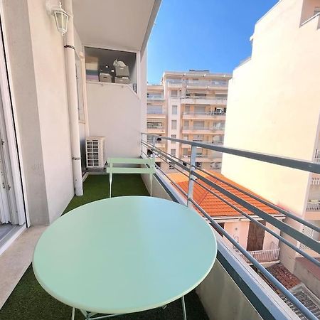 Joli Studio - Studio Neuf Terrasse Clim Wi-Fi 2 Min. Des Plages Antibes Ngoại thất bức ảnh