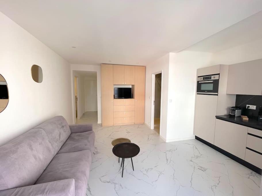 Joli Studio - Studio Neuf Terrasse Clim Wi-Fi 2 Min. Des Plages Antibes Ngoại thất bức ảnh
