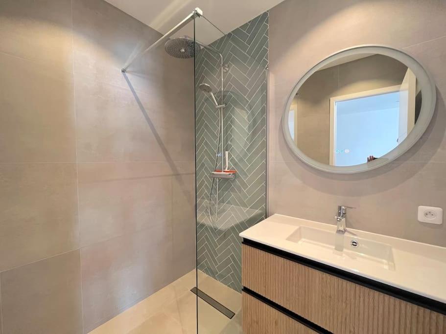 Joli Studio - Studio Neuf Terrasse Clim Wi-Fi 2 Min. Des Plages Antibes Ngoại thất bức ảnh